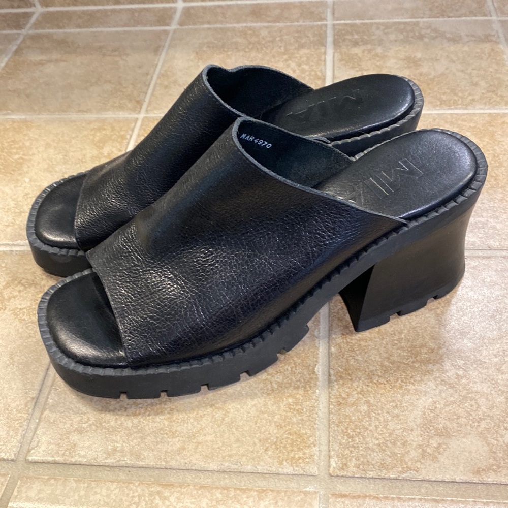 Vintage Mia shoes EUC